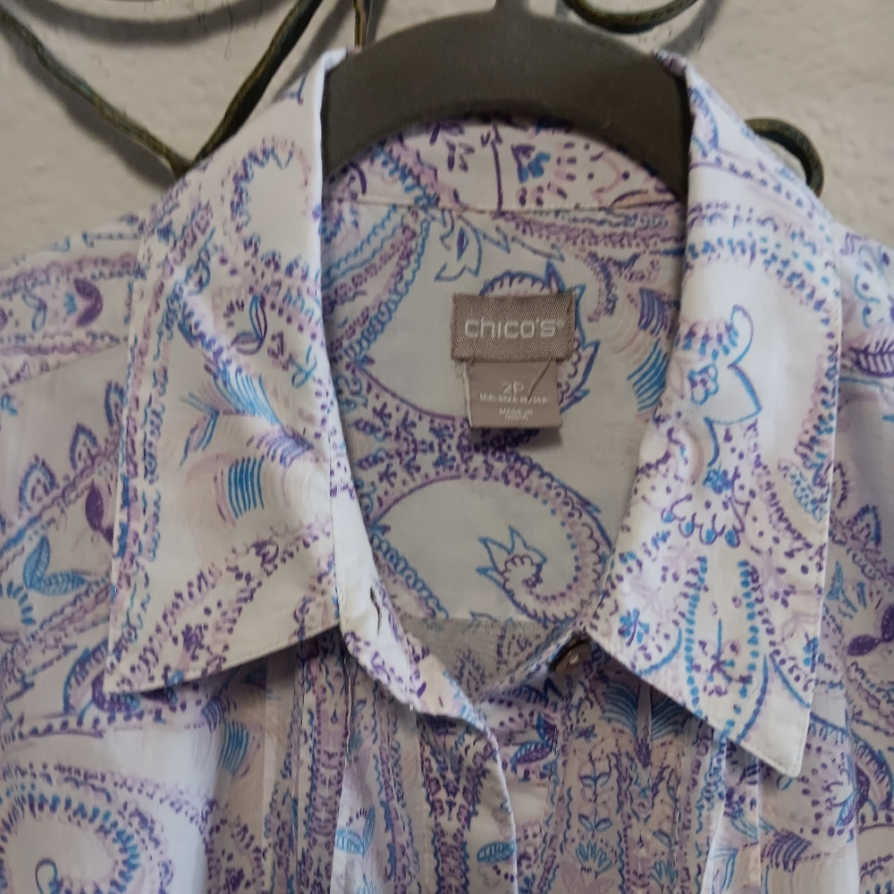 CHICO'S lightweight cotton print button down tunic, 2P - Picture 4 of 13
